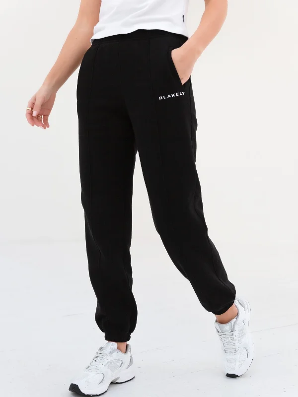 Chic for every occasion and style   Everyday Sweatpants - Black