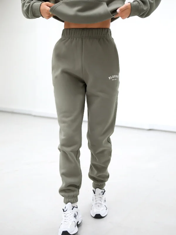 Step up your style with trendy women’s clothing   Heritage Sweatpants - Safari Green